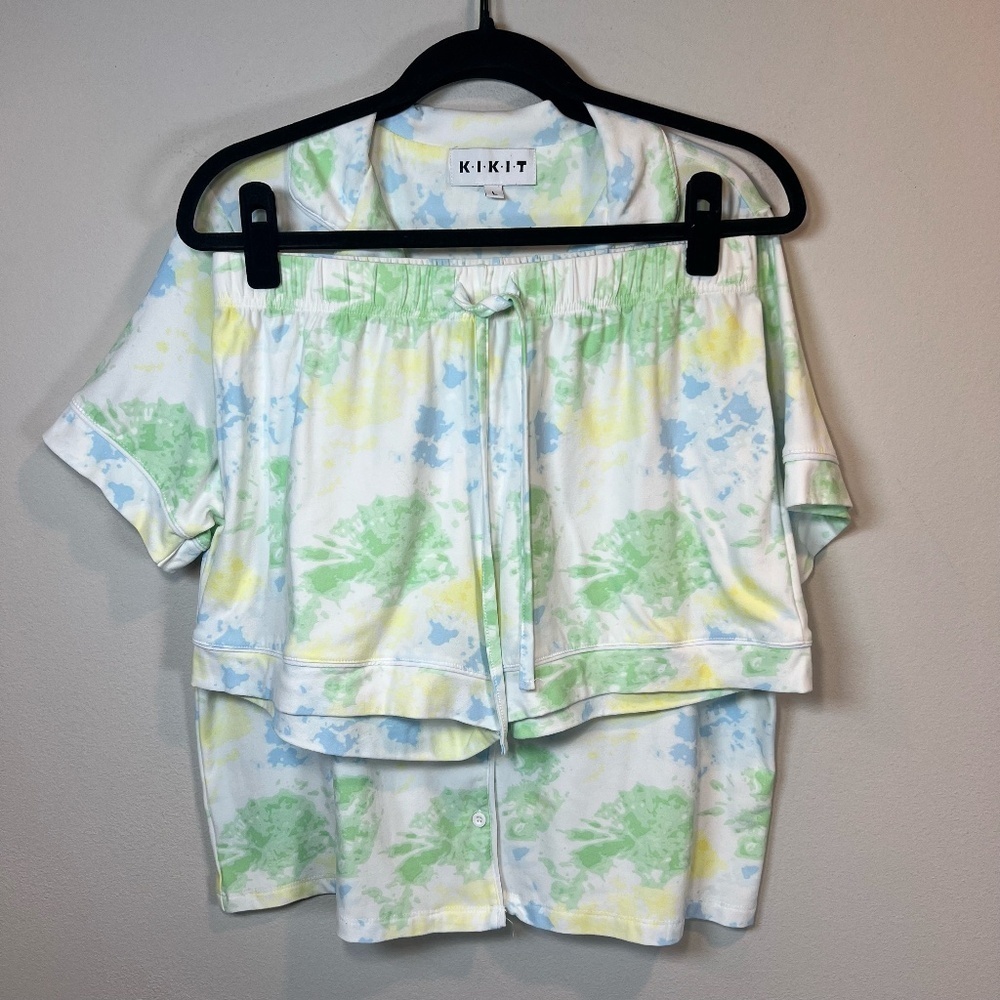 KIKIT 2-Piece Short Lounge Set Pastel Tie Dye Short Sleeve Button Up Shirt Large